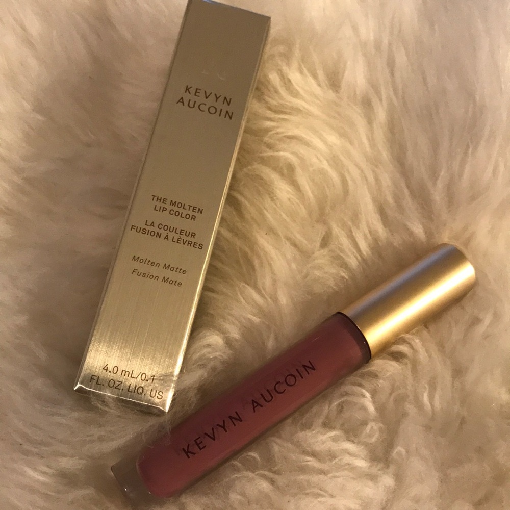 Kevin Aucoin Molten Liquid Lipstick in Demi